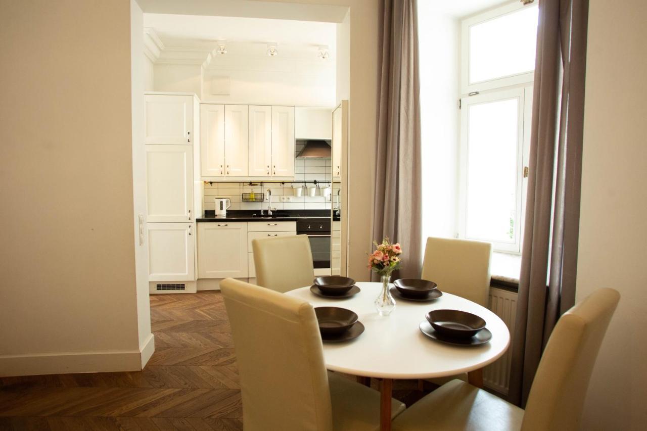 City Center - Golden Apartments - Dobr11A Warschau Buitenkant foto